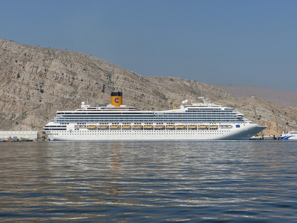 Costa Fortuna Cruise - Khasab 30 March 2014 (11)